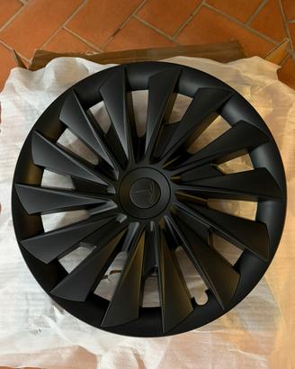 4 copricerchi tesla model 3