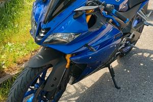 Yamaha r125