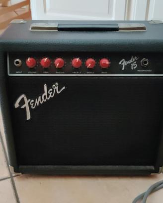 AMPLIFICATORE FENDER 15