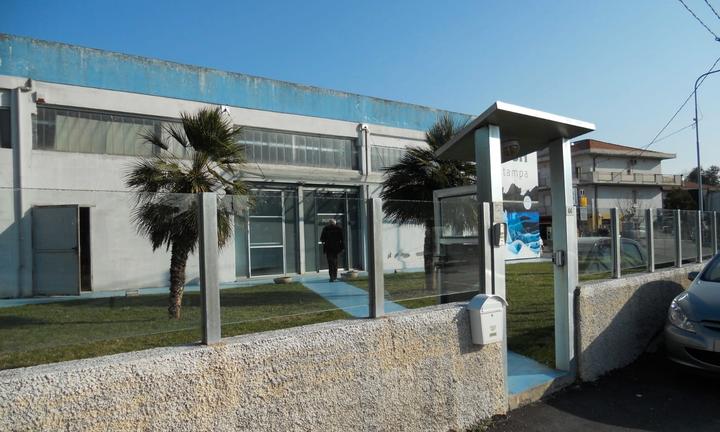 Locale-capannone-logistico