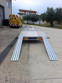 Carrello trasporto auto