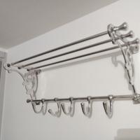 APPENDIABITI ATTACCAPANNI DESIGN IN ALLUMINIO