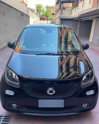 Smart ForFour Nera