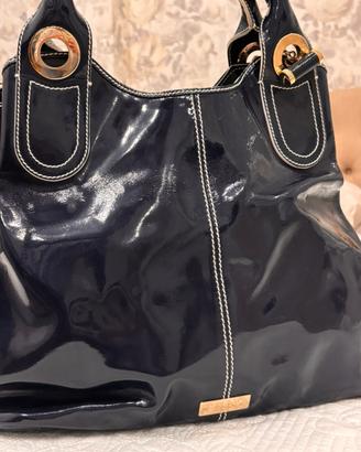 Borsa firmata