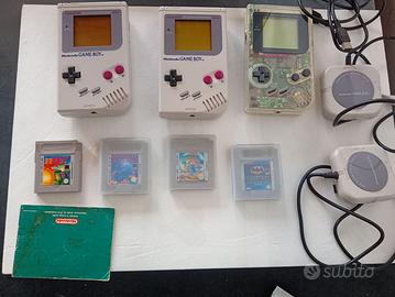 Lotto console Nintendo Game Boy + giochi e ac