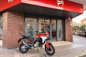 Multistrada v4 Rally My 2025 Euro 5+
