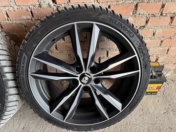 Cerchi e gomme 18 5x112 et35 audia3/s3/rs3,golfecc