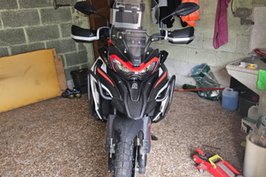 Moto usata poco fatto tagliando 1000km