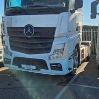 TRATTORE STRADALE MERCEDES ACTROSS 1846