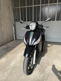 Piaggio Medley 125