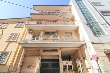 3 LOCALI A SAN BENEDETTO DEL TRONTO