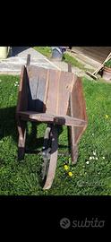 Carriola legno ornamentale ristrutturata