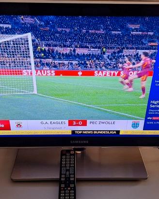 TV LED SAMSUNG 32” con difetto