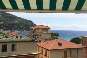 Appartamento trilocale vista mare Levanto (SP)