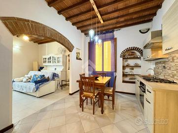 4 LOCALI A PONTASSIEVE