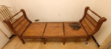 Chaise longue antica ciliegio, paglia di Vienna