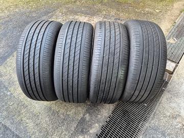 4 gomme GOODYEAR 215/50/18 OTTIME DOT21