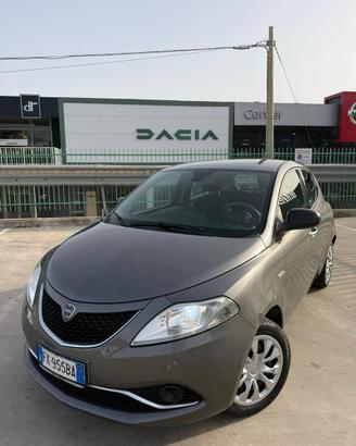 Lancia Ypsilon Benzina/gpl