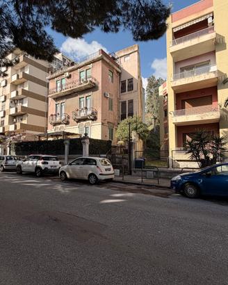 Viale Regina Elena - 4 locali con posto auto