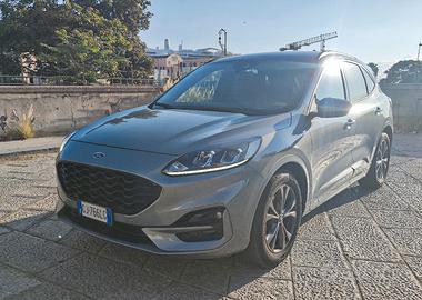 Ford Kuga 1.5 Tdci 120 cv diesel ST line