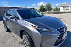 Lexus NX300H