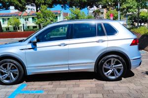 VOLKSWAGEN TIGUAN 2.0 TDI 150 CV DSG R-LINE 