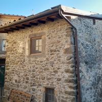 Metato rifugio in pietra zona montagna