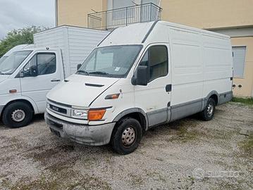 Iveco Daily C 2.3 TD 2004 Demolito - Per Ricambi