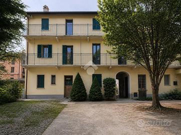 3 LOCALI A LENTATE SUL SEVESO