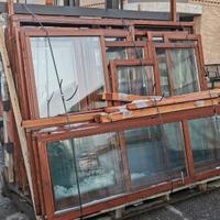 finestre e porta ingresso con vetro camera