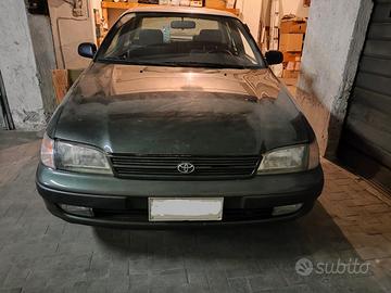 TOYOTA CARINA E GLI 1995