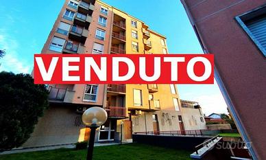 Appartamento di 150 m² con 4 locali e box auto a M