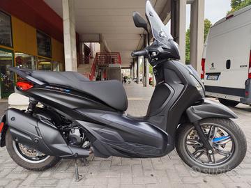 Piaggio Beverly 400 i.e. S