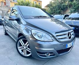 Mercedes-benz B 200 restyling automatico!