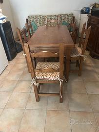 tavolo in legno massello allungabile con 6 sedie