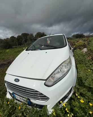 FORD FIESTA 2016