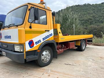 Iveco 79/14 soccorso stradale isoli