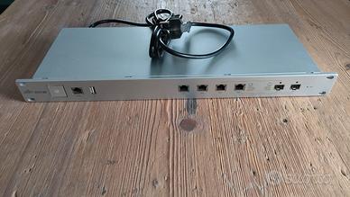 Router ubiquiti