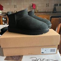 Ugg ultra mini neri numero 36