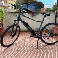 BICICLETTA trekking Riverside 500e