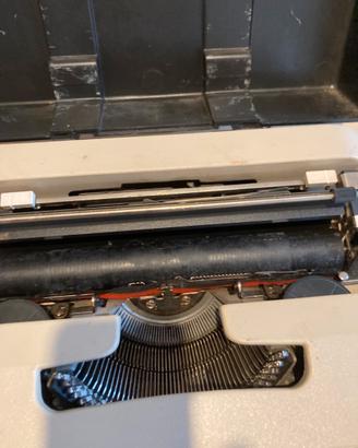 Macchina da scrivere