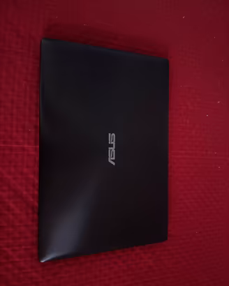 ASUS P553M con SSD da 512gb