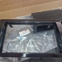 Mascherina per autoradio