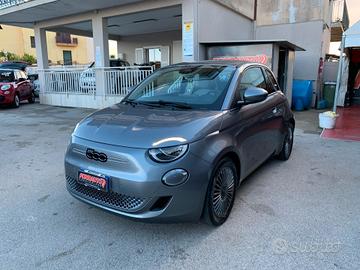Fiat 500 500e Berlina 42 kWh La Prima