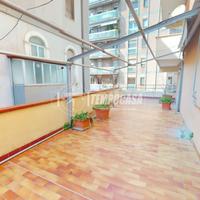 Appartamento con ampio terrazzo in pieno centro