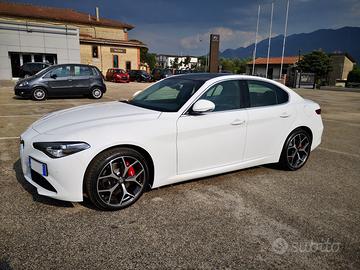 ALFA ROMEO Giulia (2016) - 2019