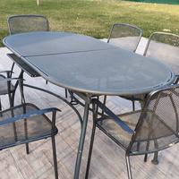 Tavolo da esterno con 6 sedie