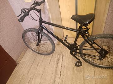 bicicletta unisex gommato nuova 