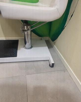 poltrona sedia  pedicure estetista