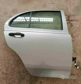 Portella post sx o dx nissan micra 1300
